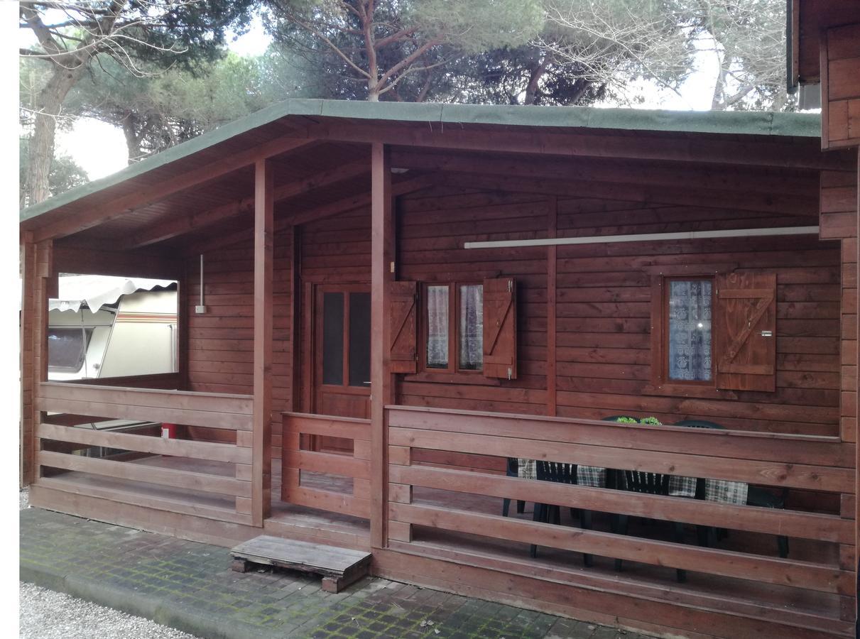 Campeggio Italia Марина-ди-Масса Экстерьер фото